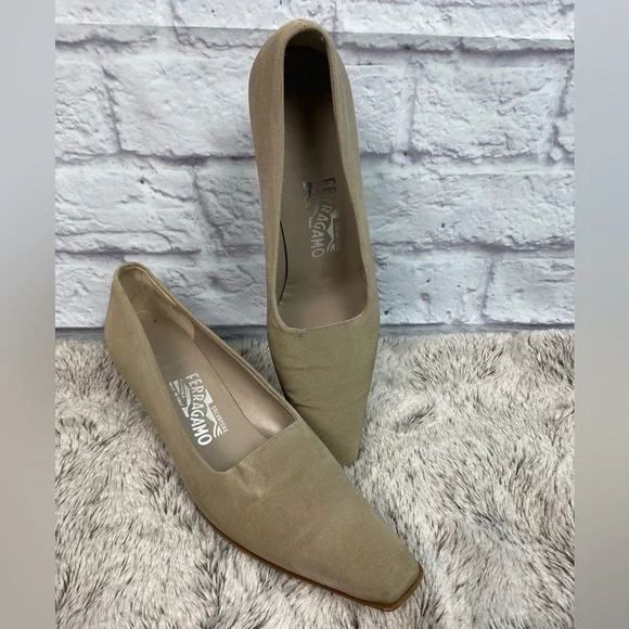 Salvatore Ferragamo Summer Pumps Size 9 - Picture 1 of 7